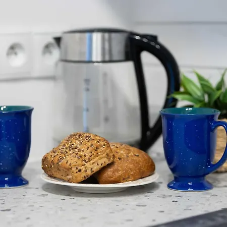 With Balcony, Near Metro By Renters Warszawa